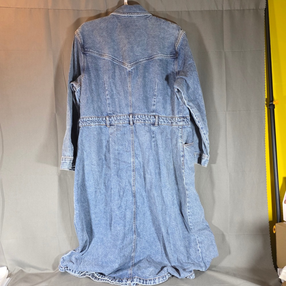 Future Collective Denim Midi Shirtdress Medium Wash Blue Button Front Size 18 NW - Picture 2 of 7